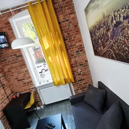 Trzypokojowy Damrota 4 Hostel