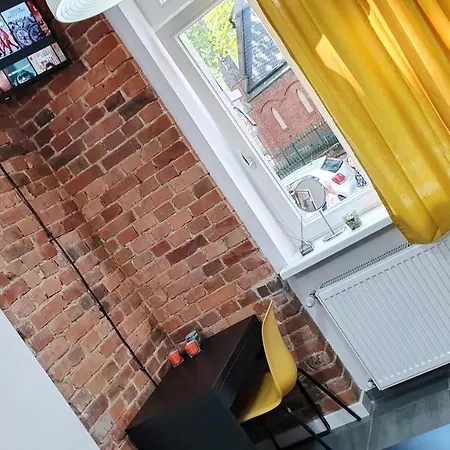 Trzypokojowy Damrota 4 Hostel *