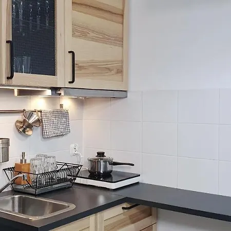 Trzypokojowy Damrota 4 Hostel