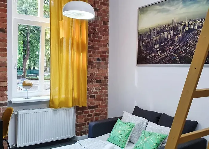 Hostel Trzypokojowy Damrota 4 *